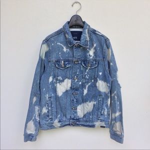 Zara men distressed denim jacket
